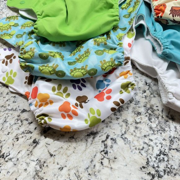 Wegreeco Cloth Diapers 6 Diapers 6 Inserts - Picture 2 of 13